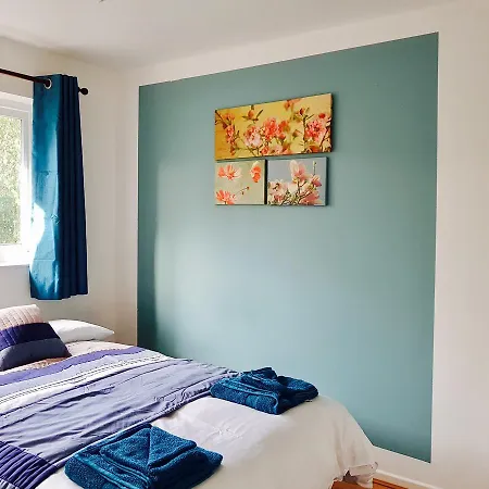 Mudchute Guesthouse